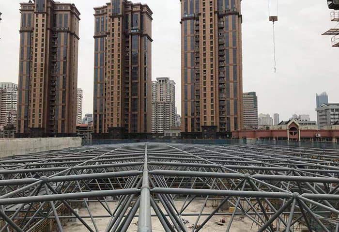 吐鲁番螺栓球网架结构