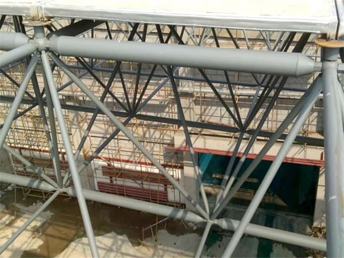 吐鲁番公安局网架天基板屋面