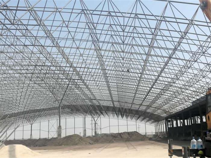 吐鲁番钢厂料仓网架工程